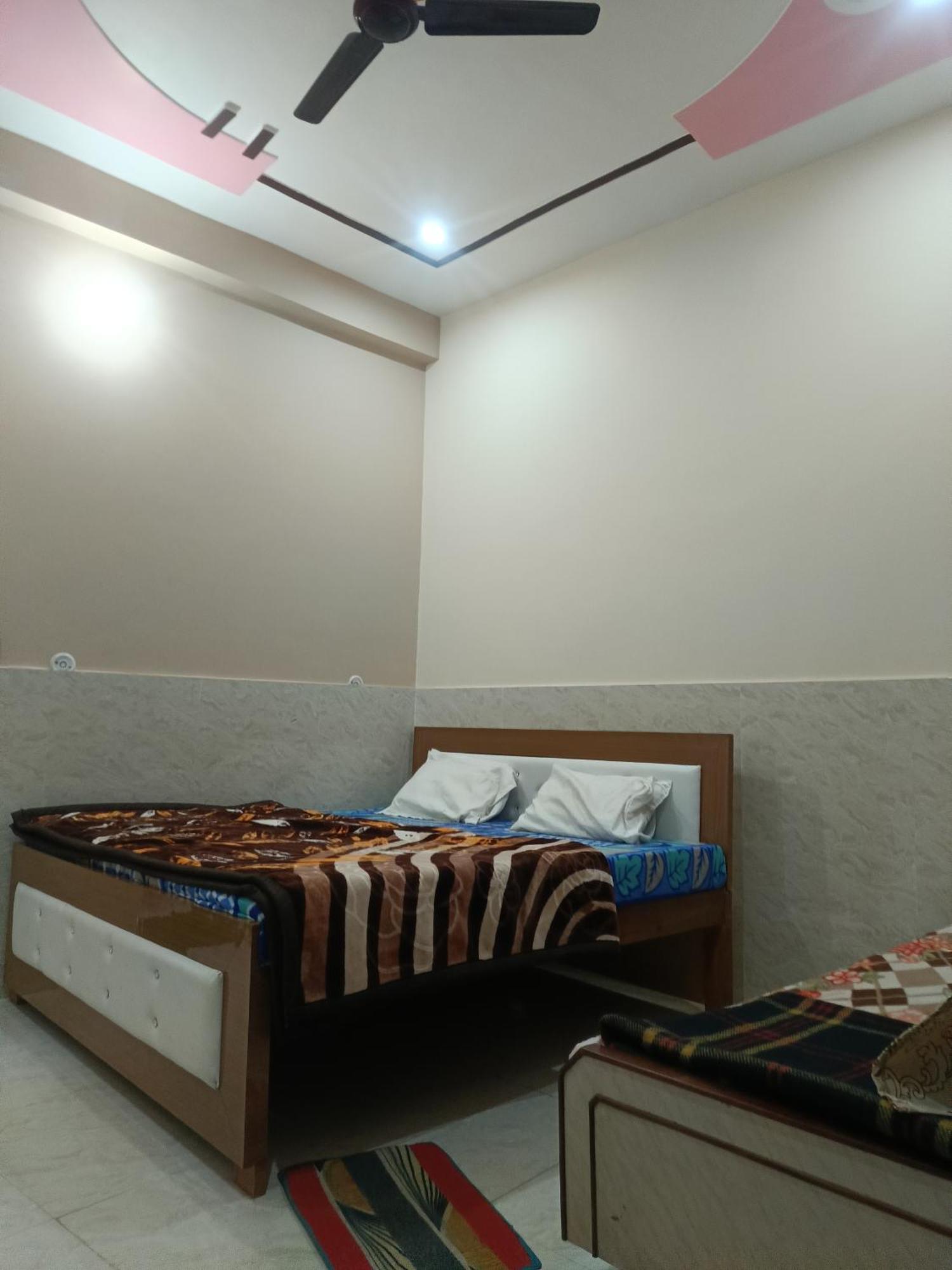 Shree Hari Guest House Ayodhya المظهر الخارجي الصورة